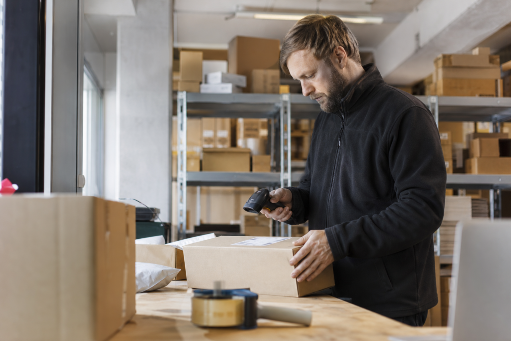 Lagerprosessen må være koblet til riktige produkter, statuser og ordredata.
