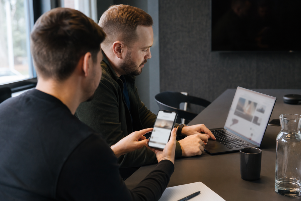 Checkout bør testes på mobil og gjennom hele betalingsløpet.
